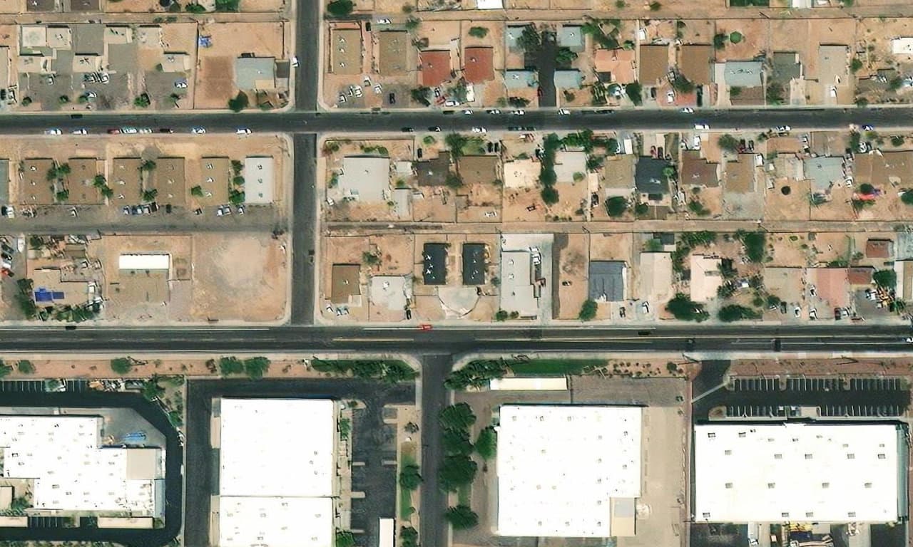 Aerial view centered on 3112 E ROESER RD PHOENIX, AZ 85040