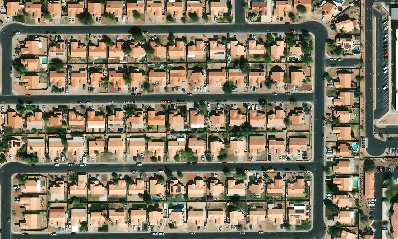 Aerial view centered on 8537 W ROANOKE AVE PHOENIX, AZ 85037