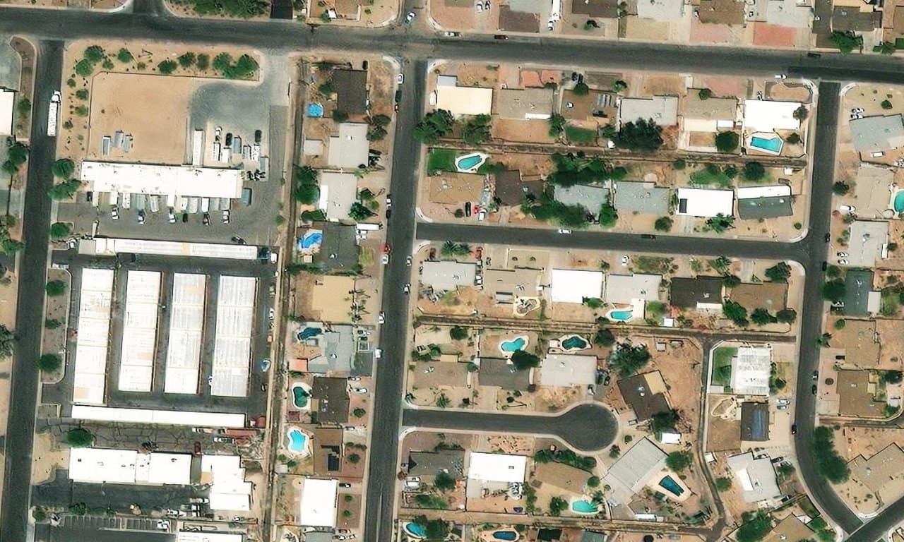 Aerial view centered on 2415 W ST JOHN RD PHOENIX, AZ 85023