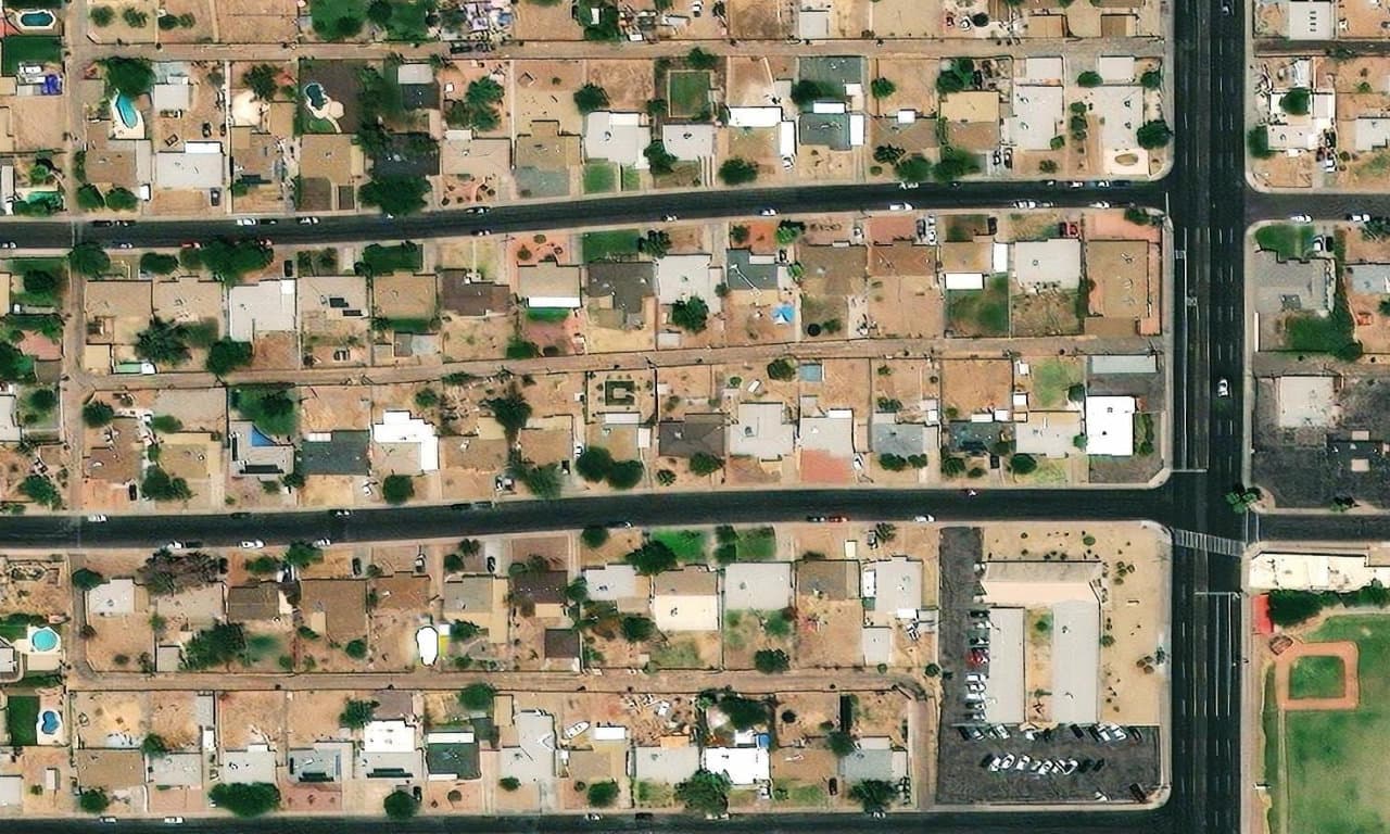 Aerial view centered on 1932 W WHITTON AVE PHOENIX, AZ 85015