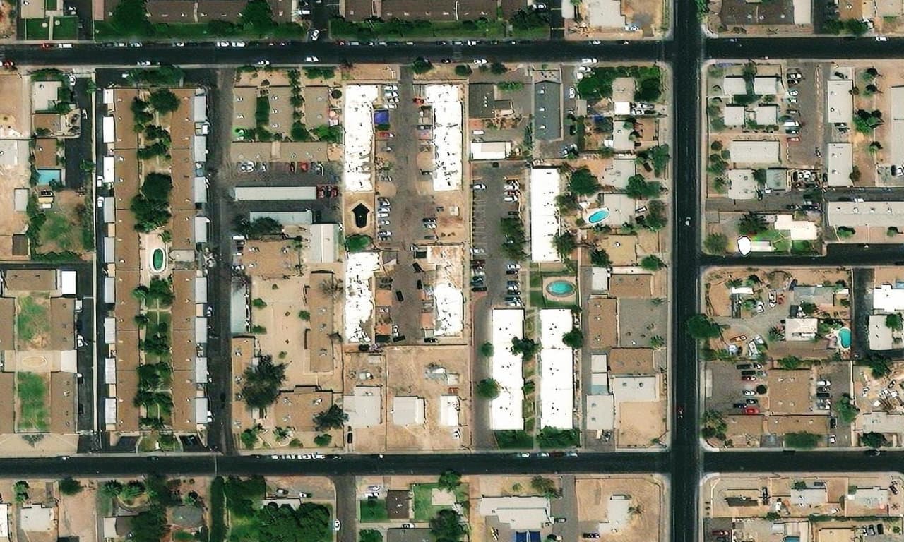 Aerial view centered on 2333 W GLENROSA AVE 118 PHOENIX, AZ 85015