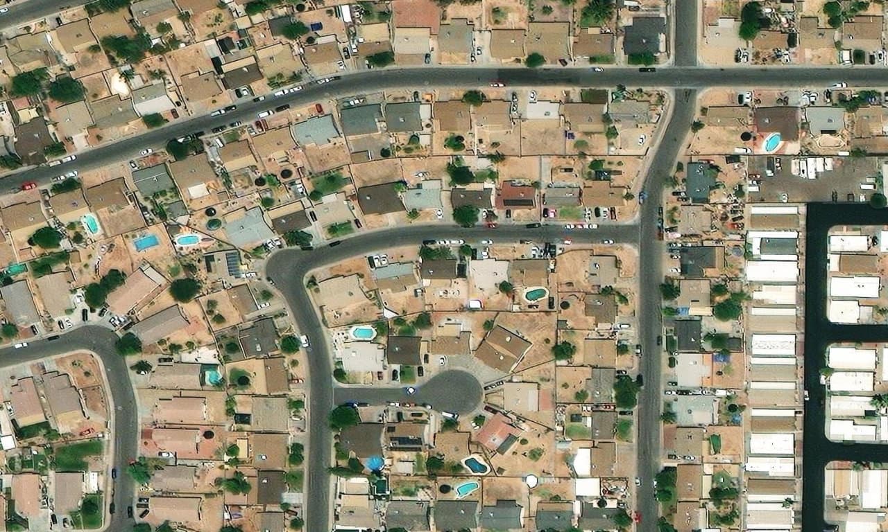 Aerial view centered on 6925 W MCKINLEY ST PHOENIX, AZ 85043
