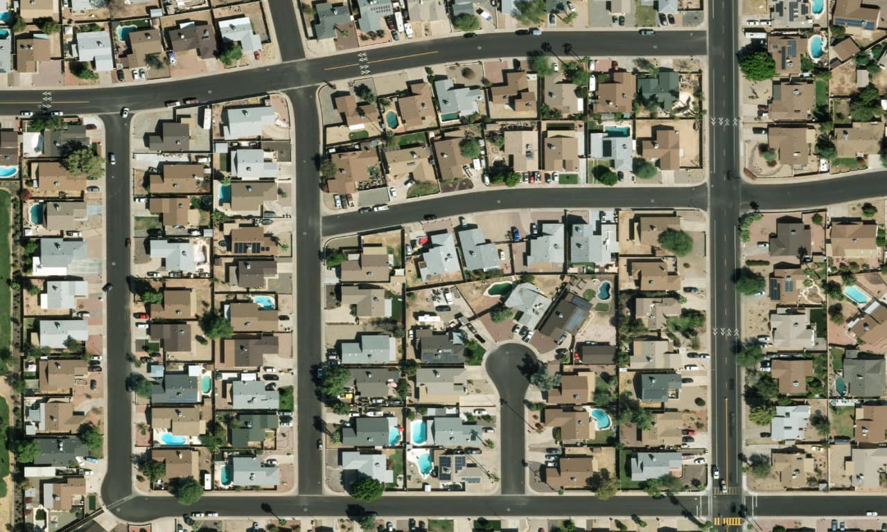 Aerial view centered on 5531 W BARBARA AVE GLENDALE, AZ 85302